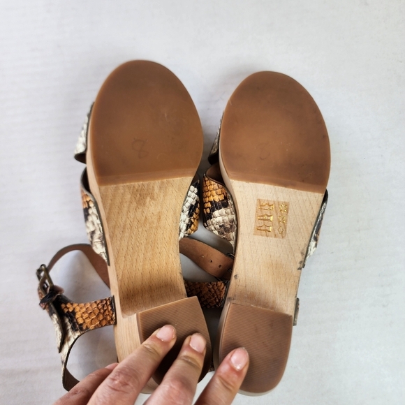 🌸 Madewell | Chuncky Snakeskin Sandals, 9.5 - Picture 9 of 9
